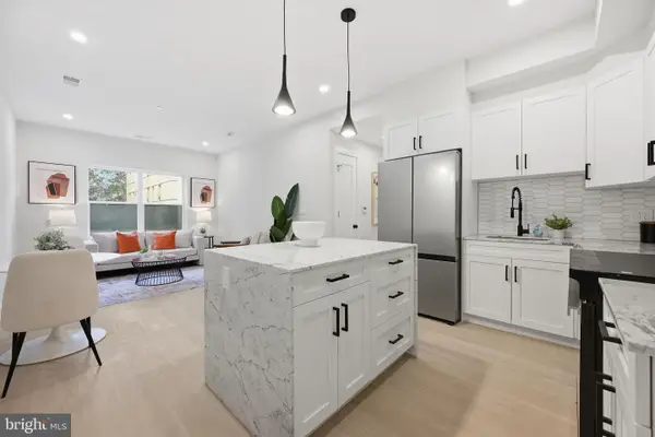 2606 41st St Nw #2, WASHINGTON, DC 20007