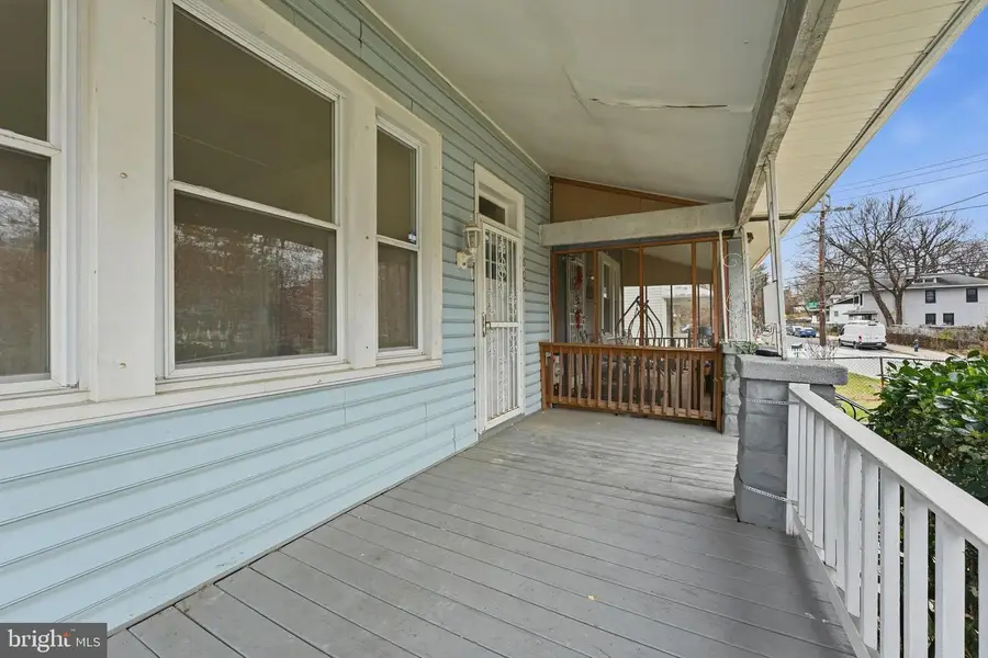 1605 Brentwood Rd Ne, Washington, DC 20018 - Image #2