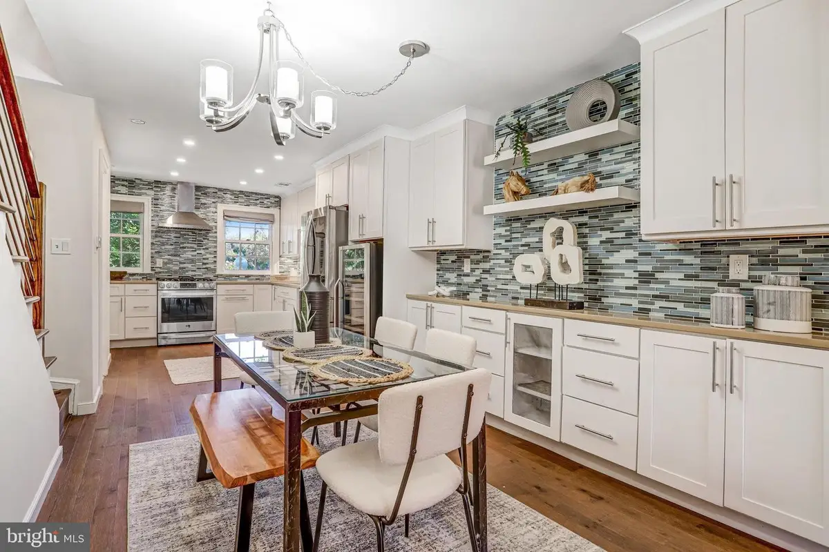 745 10th St Se, Washington, DC 20003 - Image #1