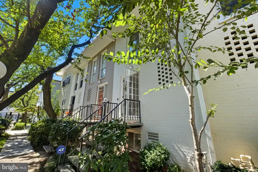 237 G St Sw #120, Washington, DC 20024 - Image #3