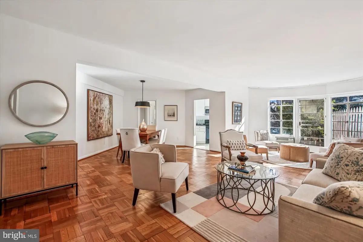 2500 Nw Q St Nw #112, Washington, DC 20007 - Image #1