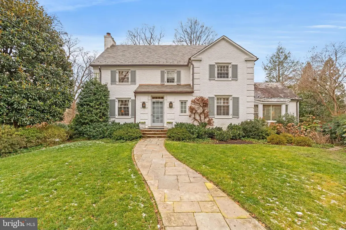 5085 Lowell St Nw, Washington, DC 20016 - #1