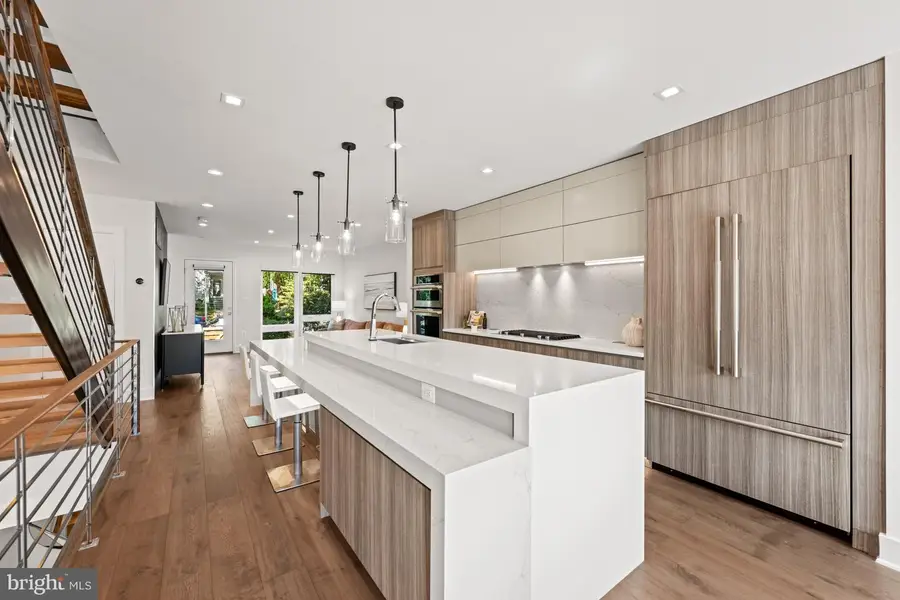 3728 R St Nw, Washington, DC 20007 - #3