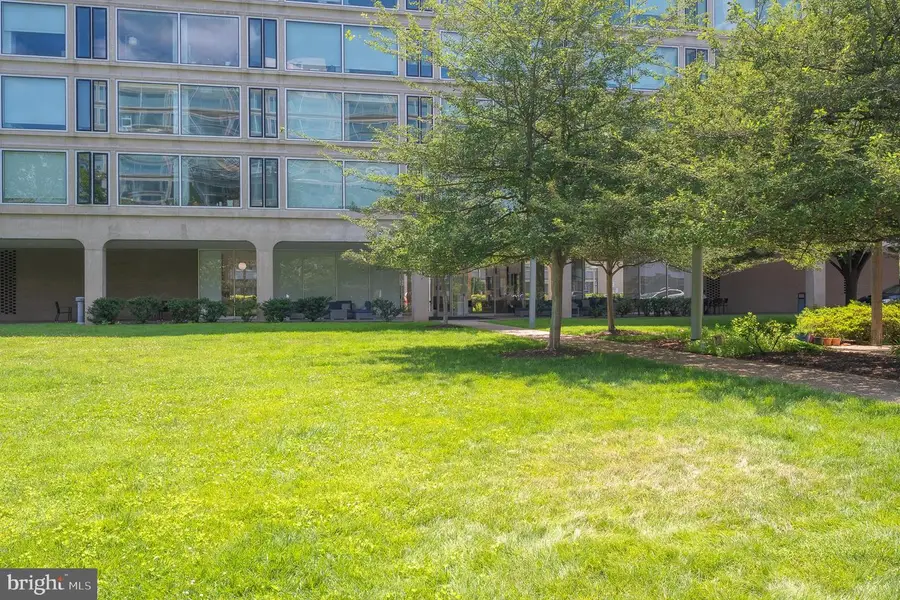 1101 3rd St Sw #610, Washington, DC 20024 - Image #2