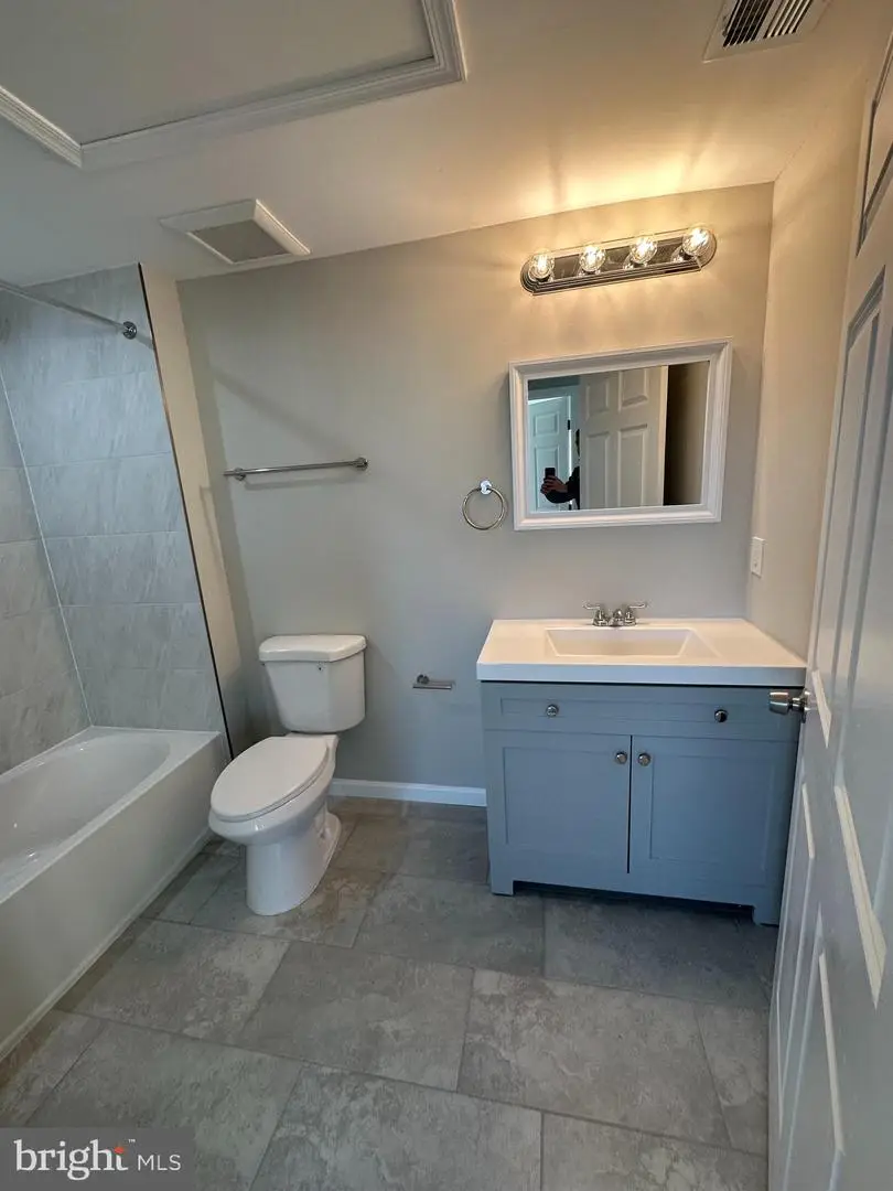 1812 H Pl Ne #407, Washington, DC 20002 - Image #3