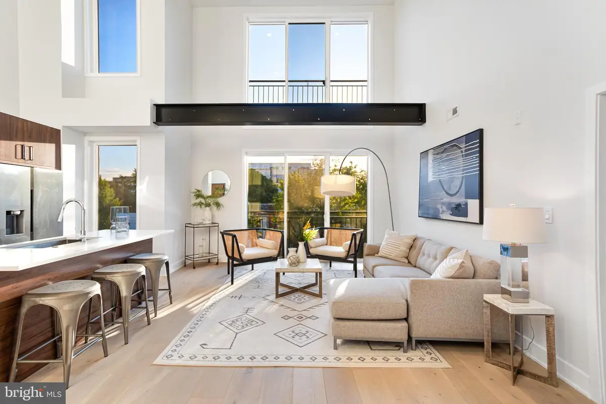 845 19th St Ne #ph 10, Washington, DC 20002 - Image #1