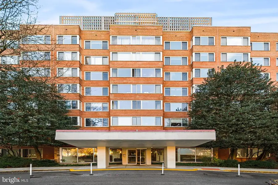 4000 Tunlaw Rd Nw #811, Washington, DC 20007 - #2