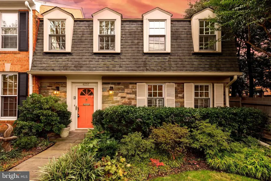 4257 Fordham Rd Nw, Washington, DC 20016 - Image #2