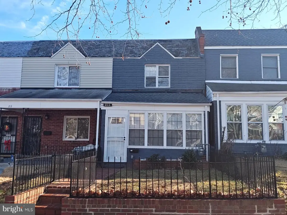 211 34th St Ne, Washington, DC 20019 - Image #1