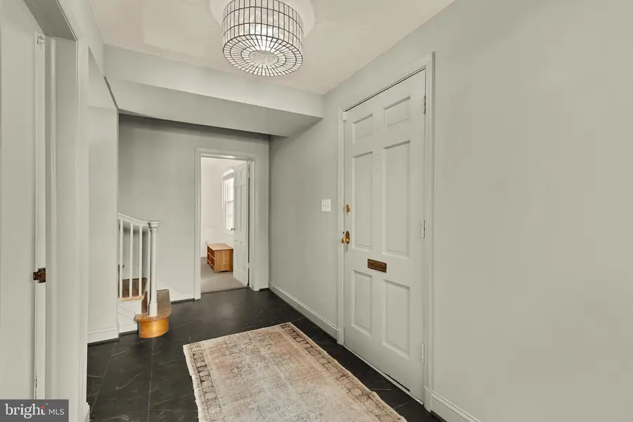 5705 Macarthur Blvd Nw, Washington, DC 20016 - Image #3