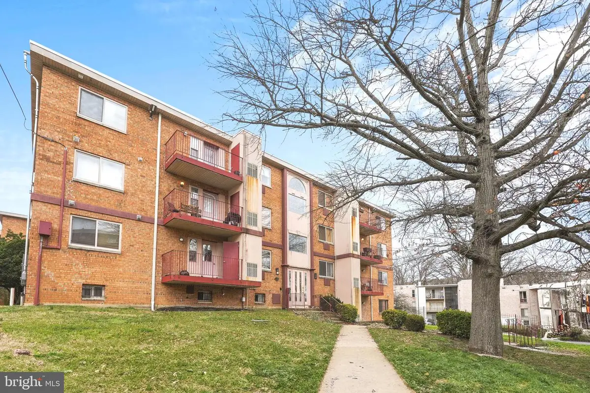 4116 Ames St Ne #203, Washington, DC 20019 - Image #1