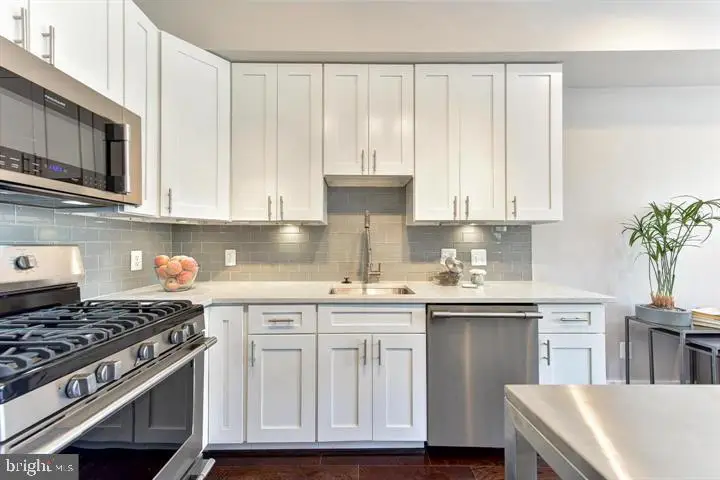 1453 Girard St Nw #3, Washington, DC 20009 - Image #3