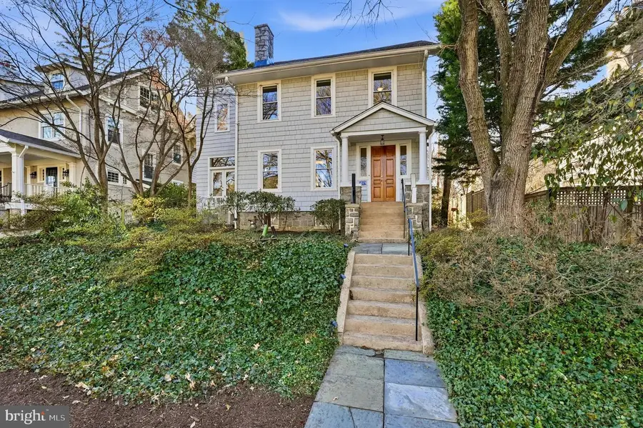 3814 Jocelyn St Nw, Washington, DC 20015 - Image #2