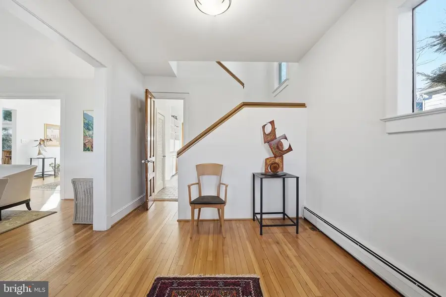 3814 Jocelyn St Nw, Washington, DC 20015 - Image #3