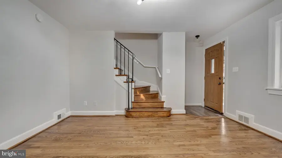 818 51st St Se, Washington, DC 20019 - Image #3