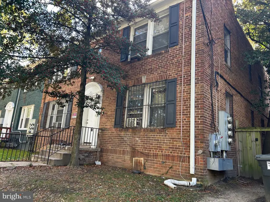 331 Parkland Pl Se, Washington, DC 20032 - Image #2