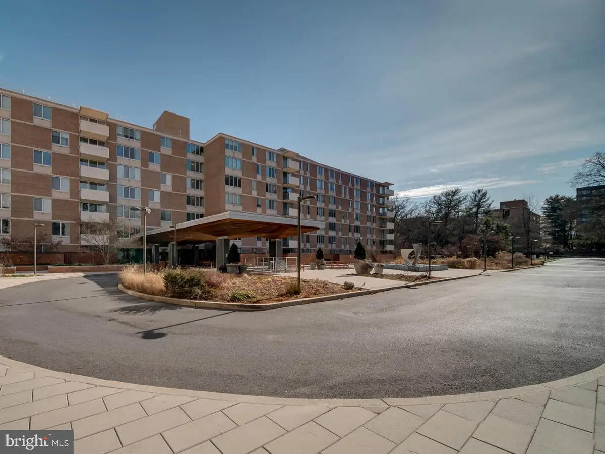 2939 Van Ness St Nw #807, Washington, DC 20008 - Image #1