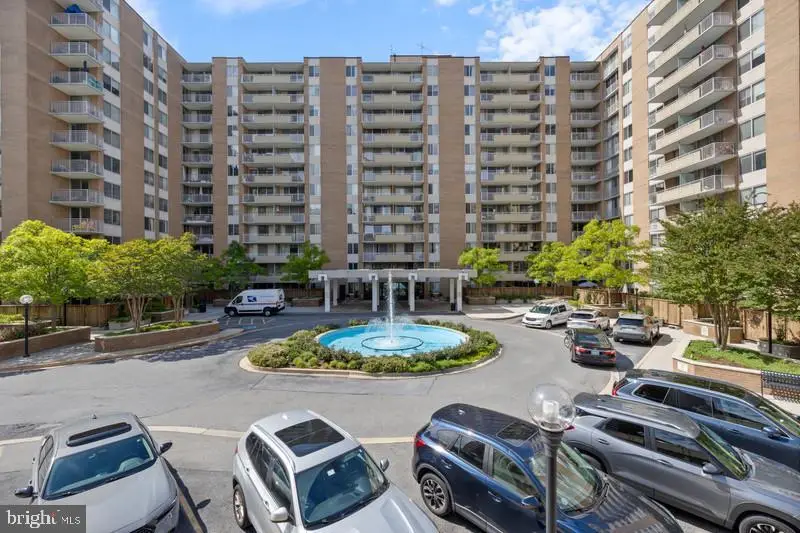 3001 Veazey Nw #116, Washington, DC 20008 - Image #1