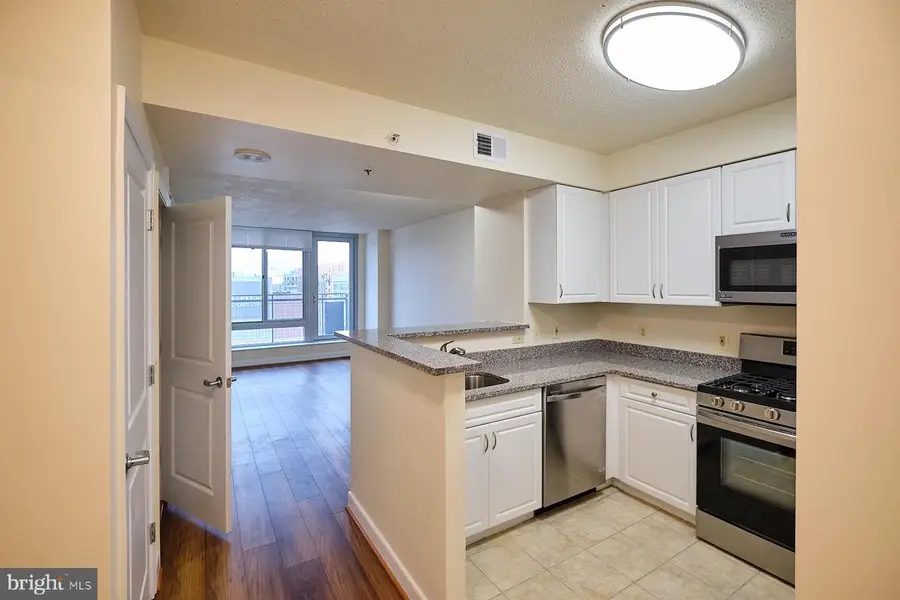 555 Massachusetts Ave Nw #1306, Washington, DC 20001 - Image #3