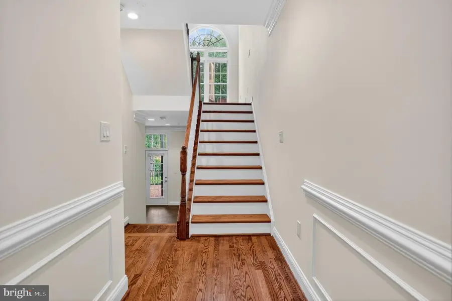 4015 Mansion Dr Nw, Washington, DC 20007 - Image #2