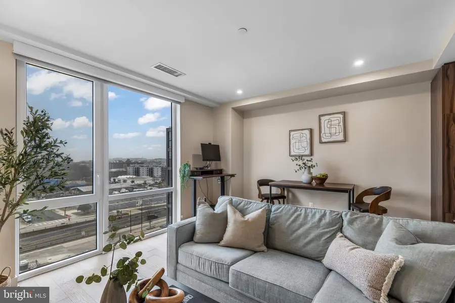 37 L St Se #803, Washington, DC 20003 - #2