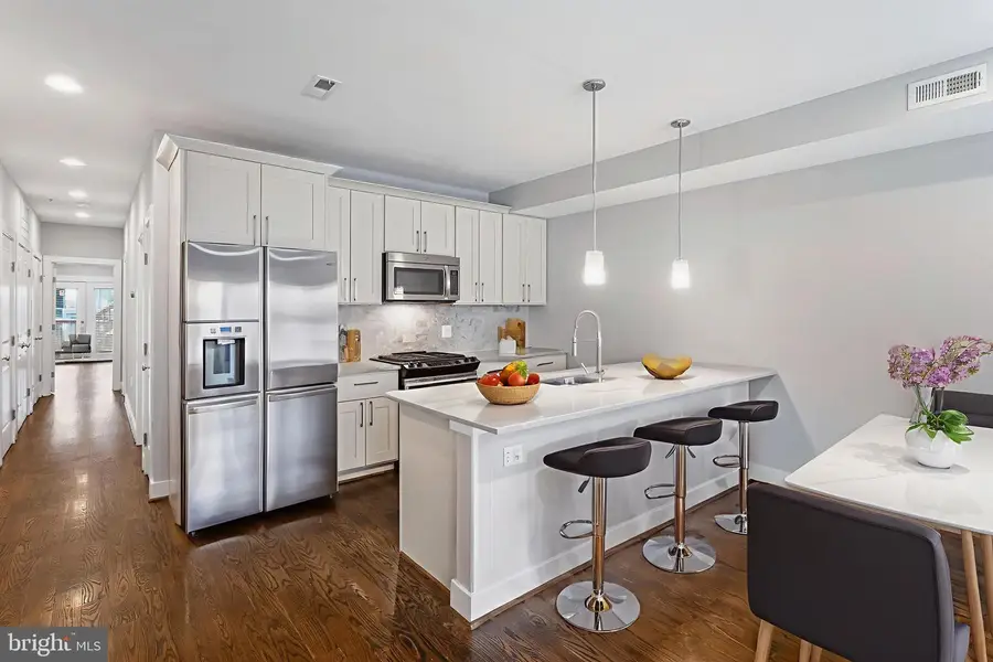 1221 Kenyon St Nw #2, Washington, DC 20010 - #2