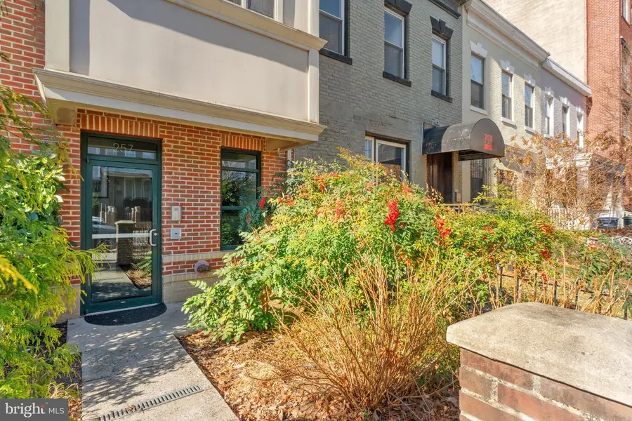 257 15th St Se #b, Washington, DC 20003 - Image #2