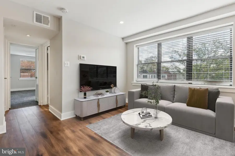 212 Oakwood St Se #218, Washington, DC 20032 - #3