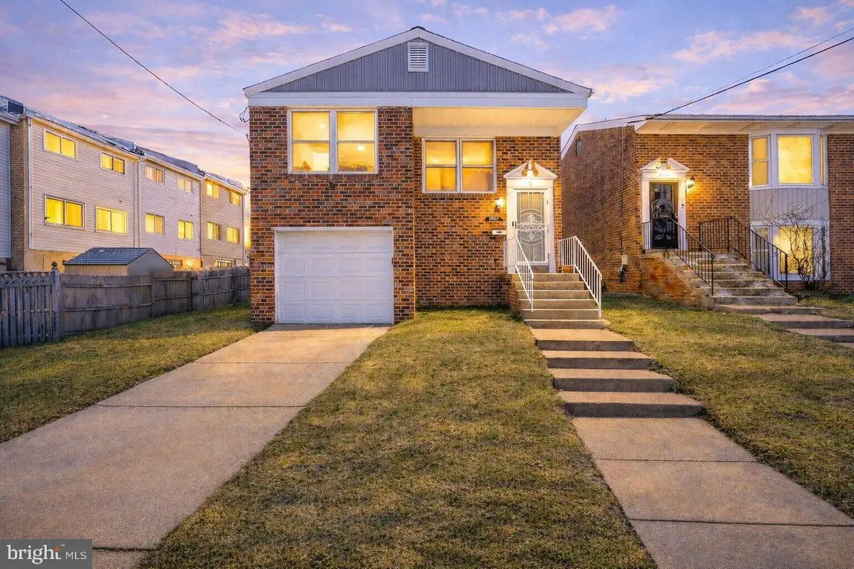 2402 24th St Se, Washington, DC 20020 - #1