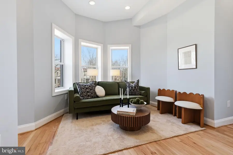 229 14th St Se #2, Washington, DC 20003 - #3