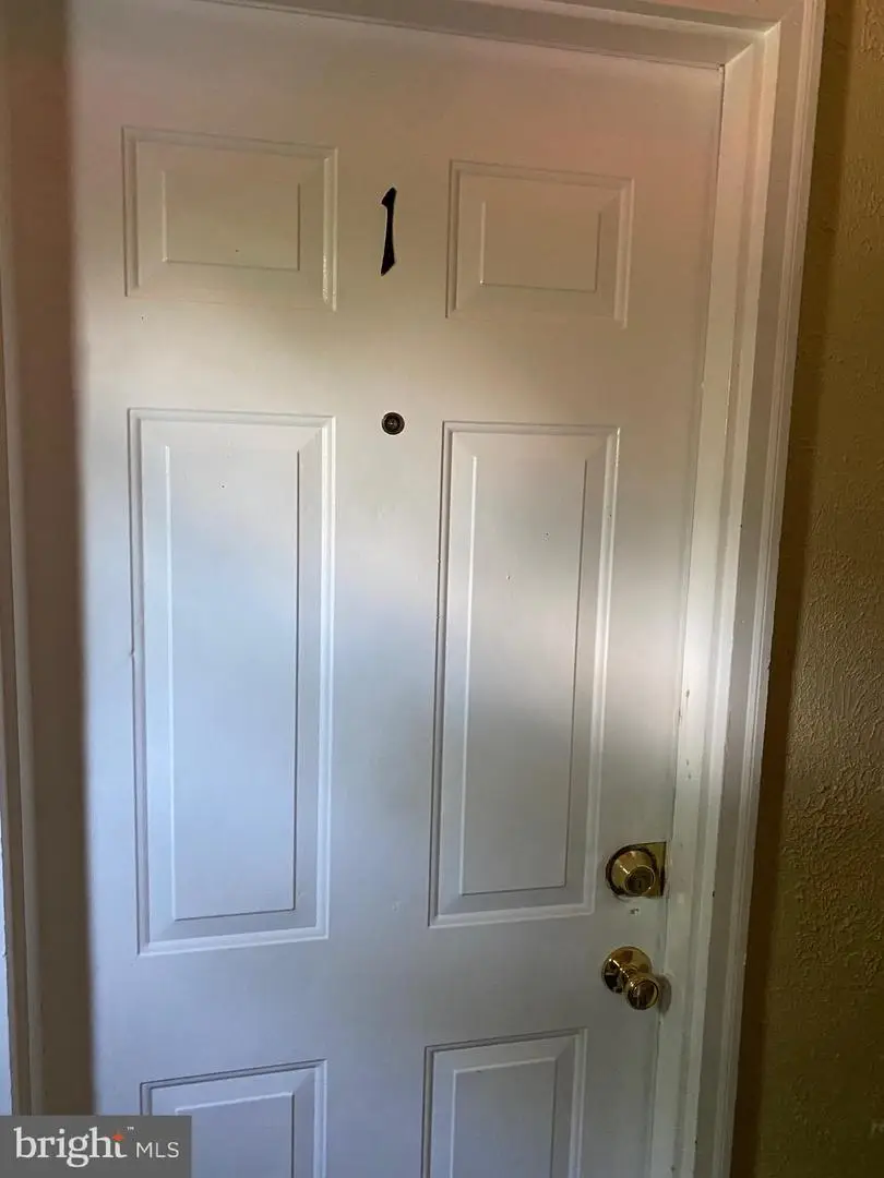 1235 Holbrook Ter Ne, Washington, DC 20002 - Image #2