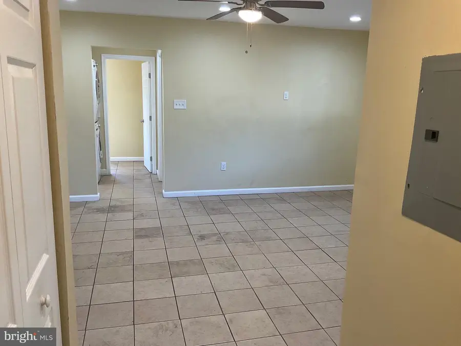 6 Galveston St Sw #103, Washington, DC 20032 - Image #2