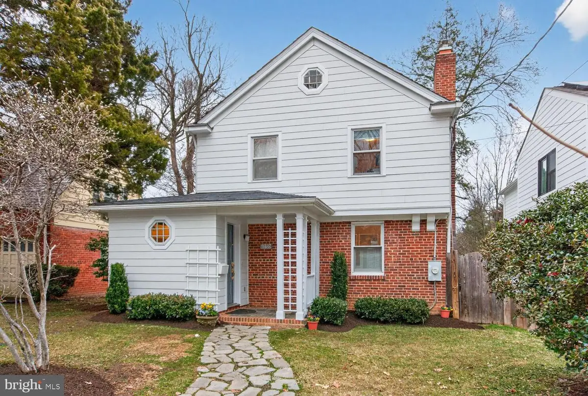 4529 38th St Nw, Washington, DC 20016 - #1