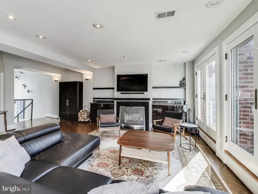 2370 Champlain St Nw, Washington, DC 20009 - #3