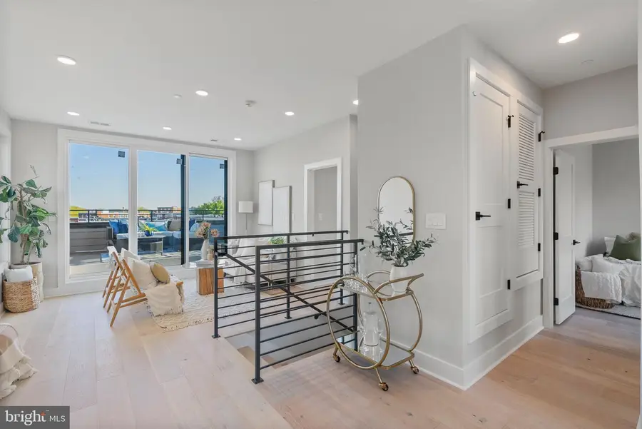 2019 M St Ne #ph9, Washington, DC 20002 - #3