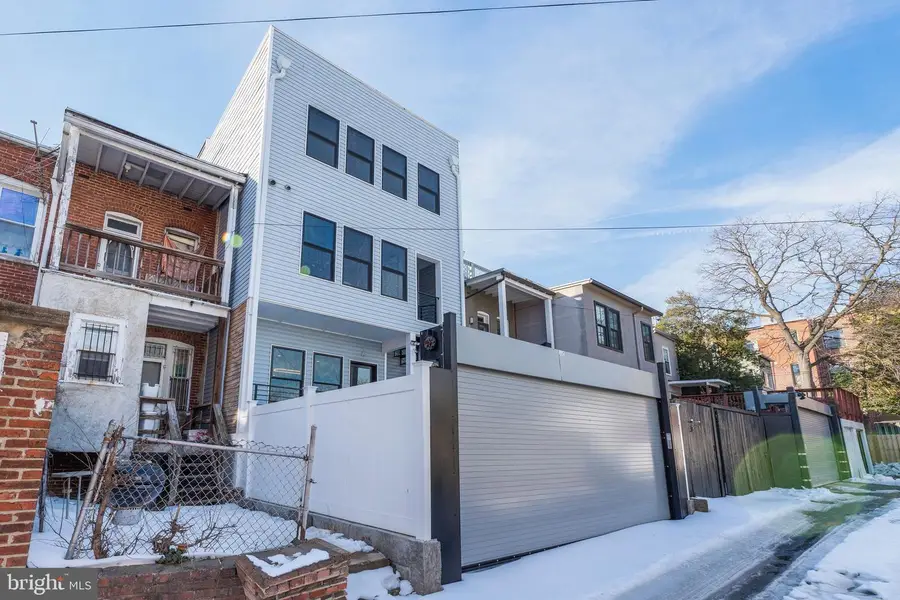 3009 13th St Nw #1, Washington, DC 20009 - #2