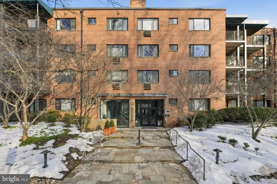 2325 42nd St Nw #204, Washington, DC 20007 - #2