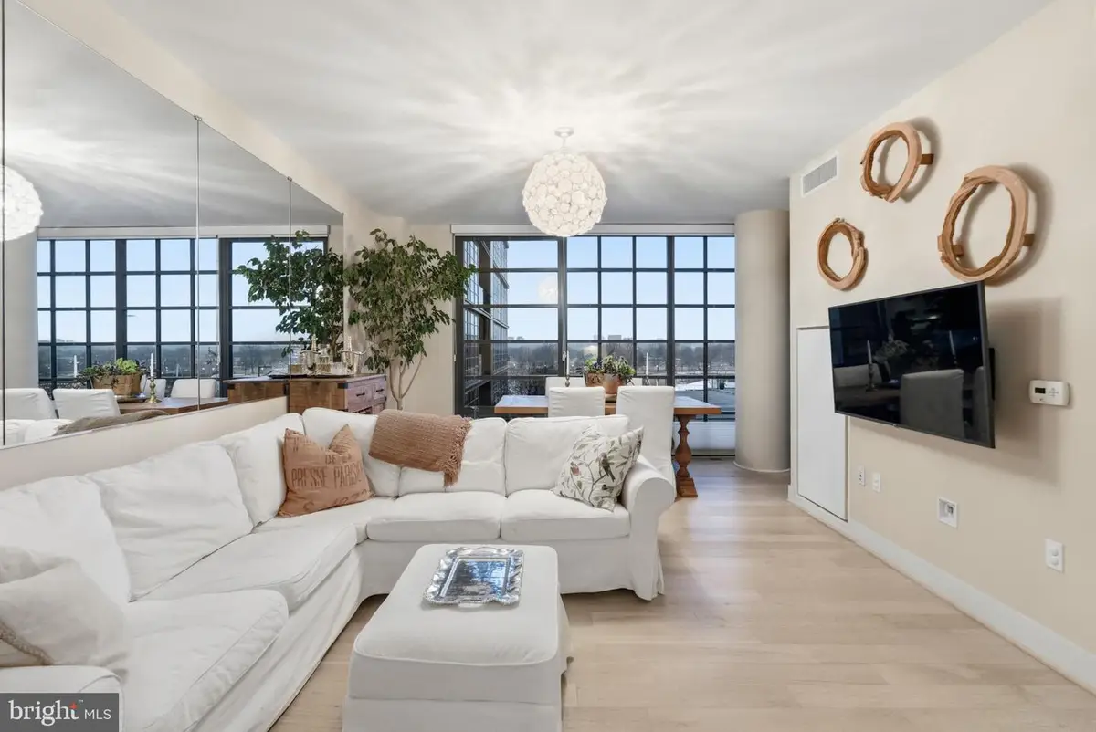 45 Sutton Sq Sw #403, Washington, DC 20024 - #1