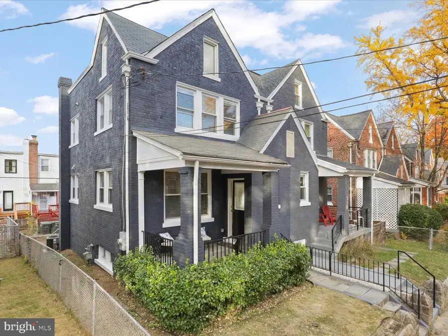 521 Quintana Pl Nw, Washington, DC 20011 - #2