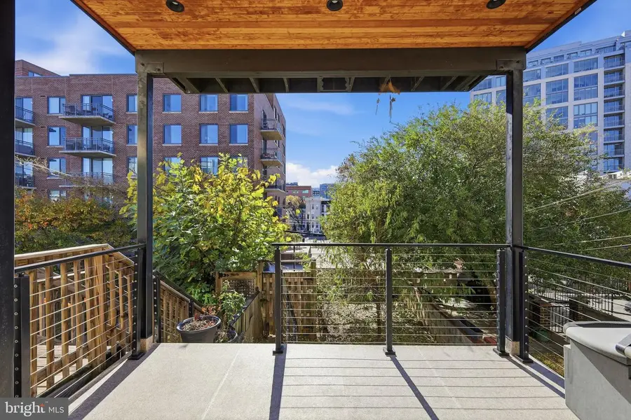 33 Q St Ne, Washington, DC 20002 - #2