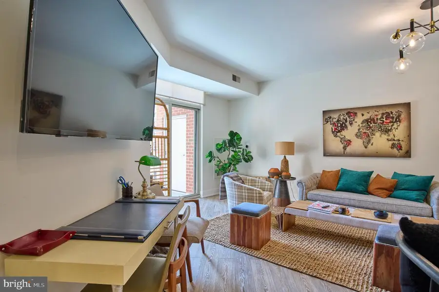 1000 New Jersey Ave Se #1029, Washington, DC 20003 - #3