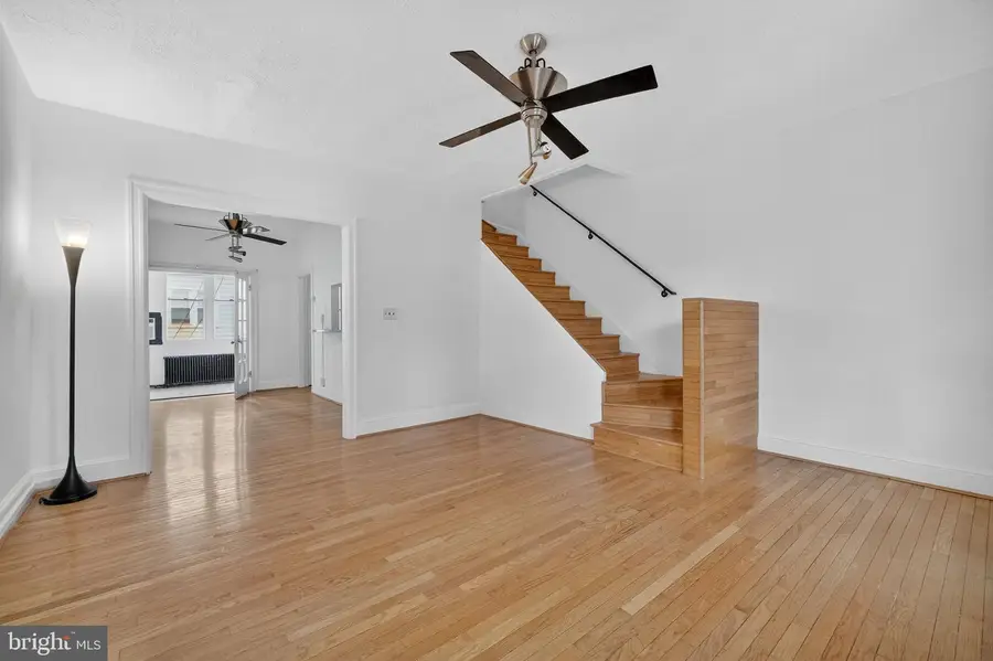 206 Cromwell Ter Ne, Washington, DC 20002 - #2