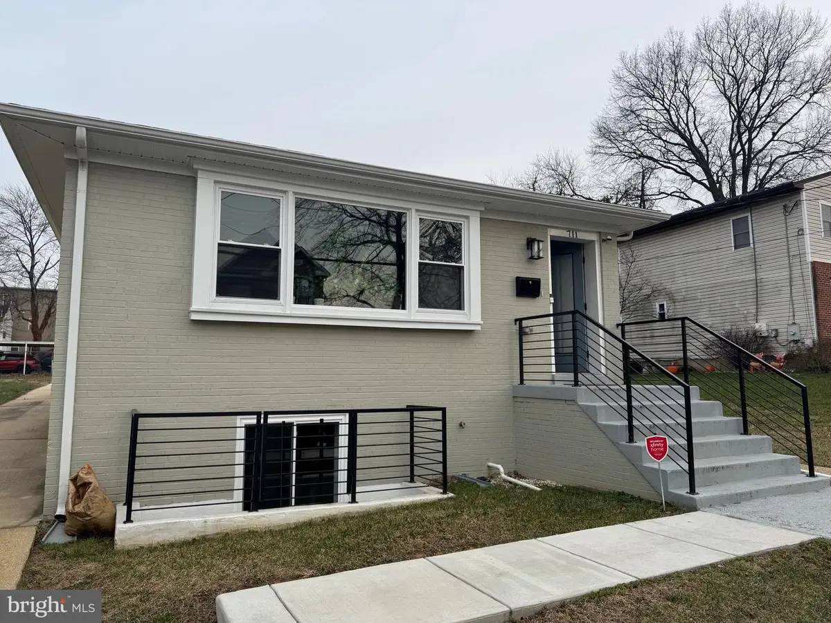 711 55th St Ne, Washington, DC 20019 - #1