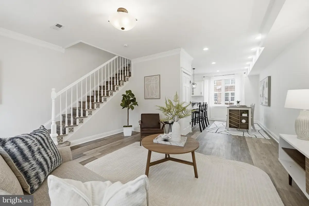 216 Ascot Pl Ne, Washington, DC 20002 - #1