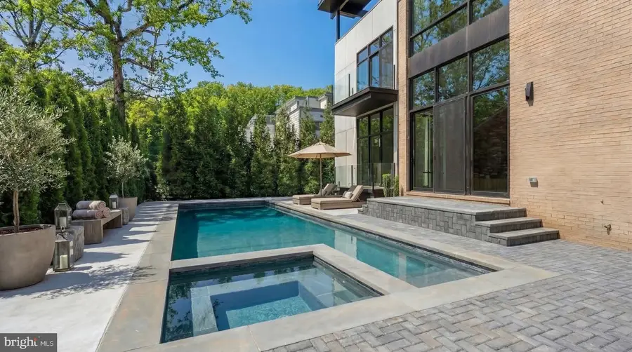 2717 Tennyson St Nw, Washington, DC 20015 - #2