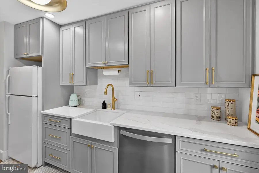 316 11th St Se, Washington, DC 20003 - #2