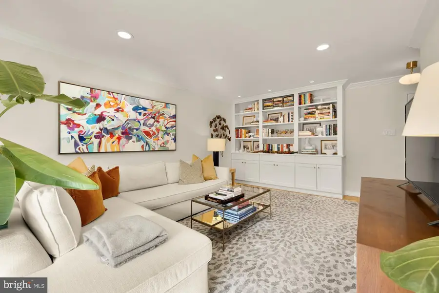 2501 Calvert St Nw #308, Washington, DC 20008 - #3