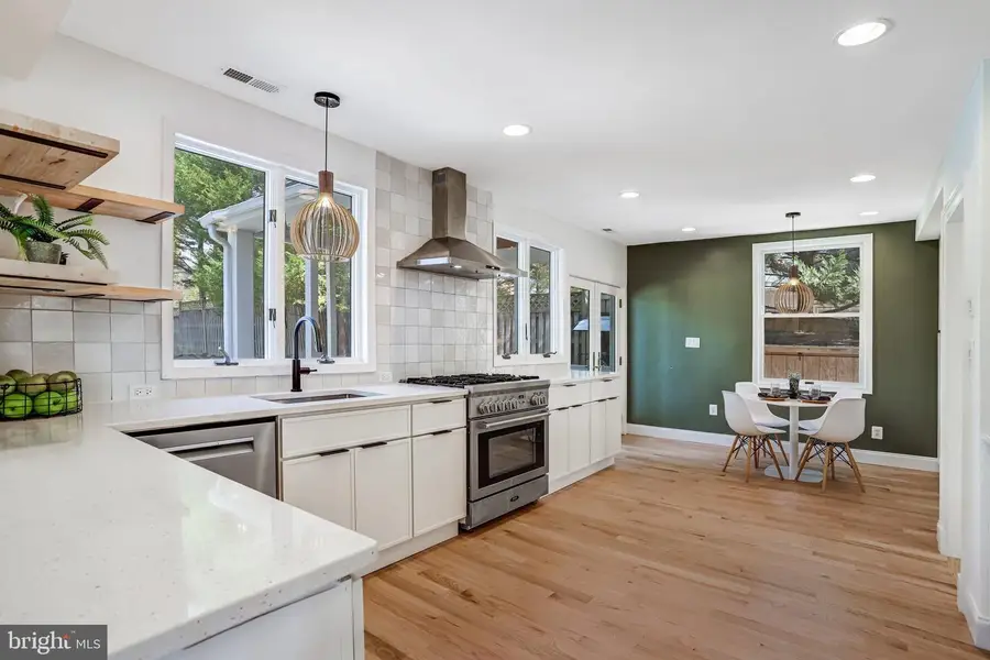 5045 Cathedral Ave Nw, Washington, DC 20016 - #3