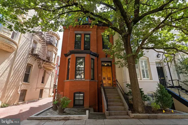 2010 Hillyer Pl Nw, WASHINGTON, DC 20009