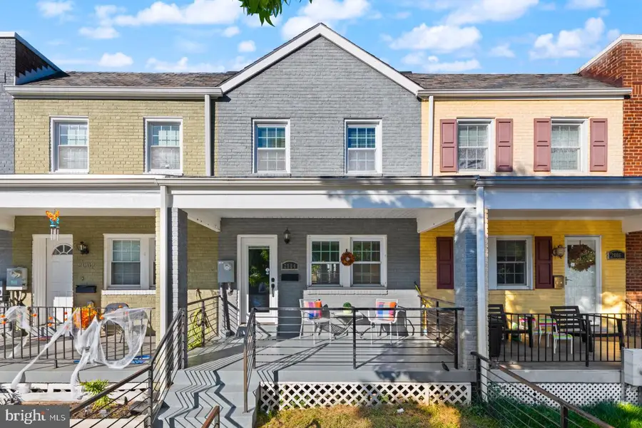 2004 E St Ne, Washington, DC 20002 - #2